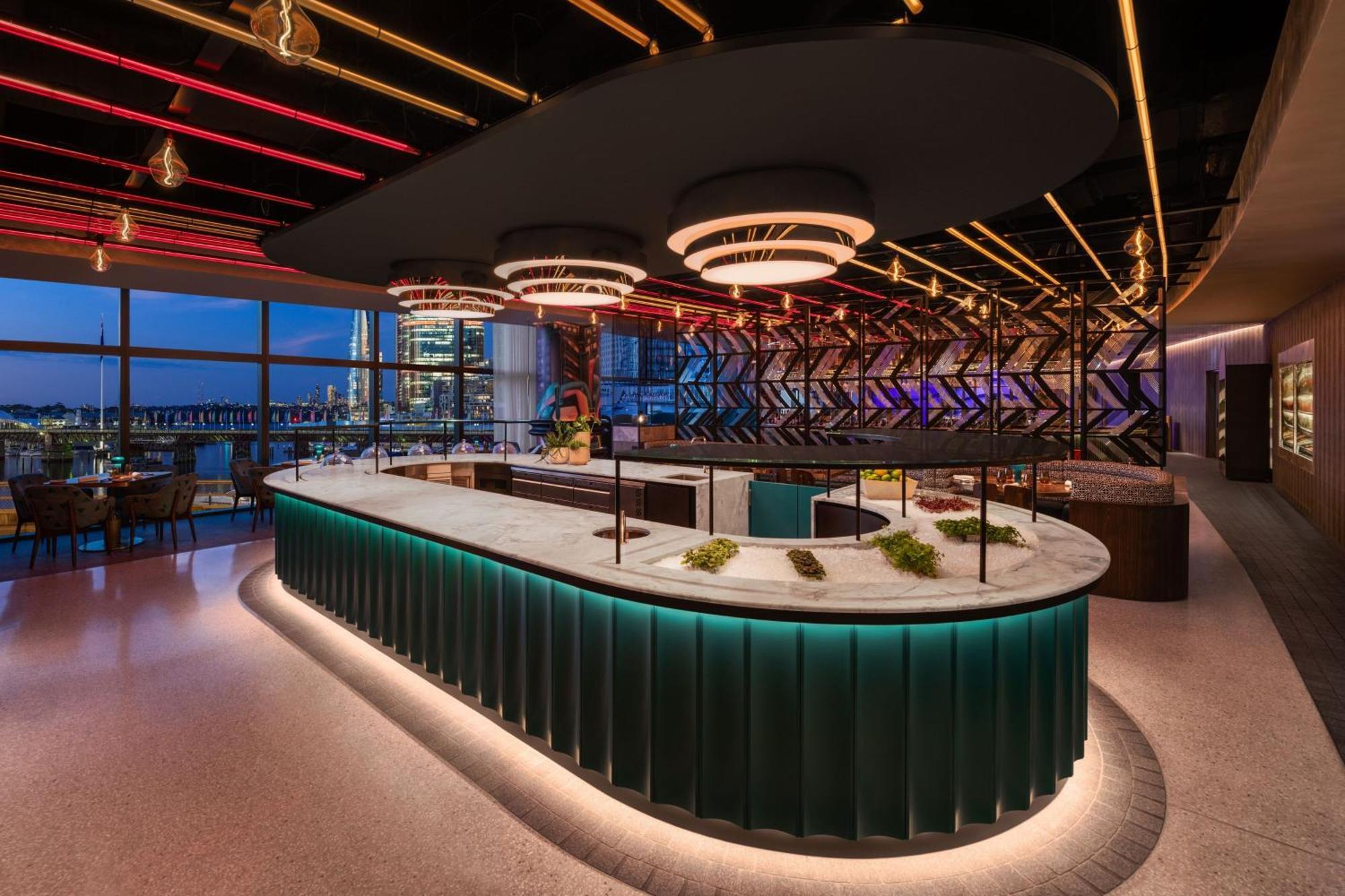 W Sydney Otel Dış mekan fotoğraf The bar at the new lounge