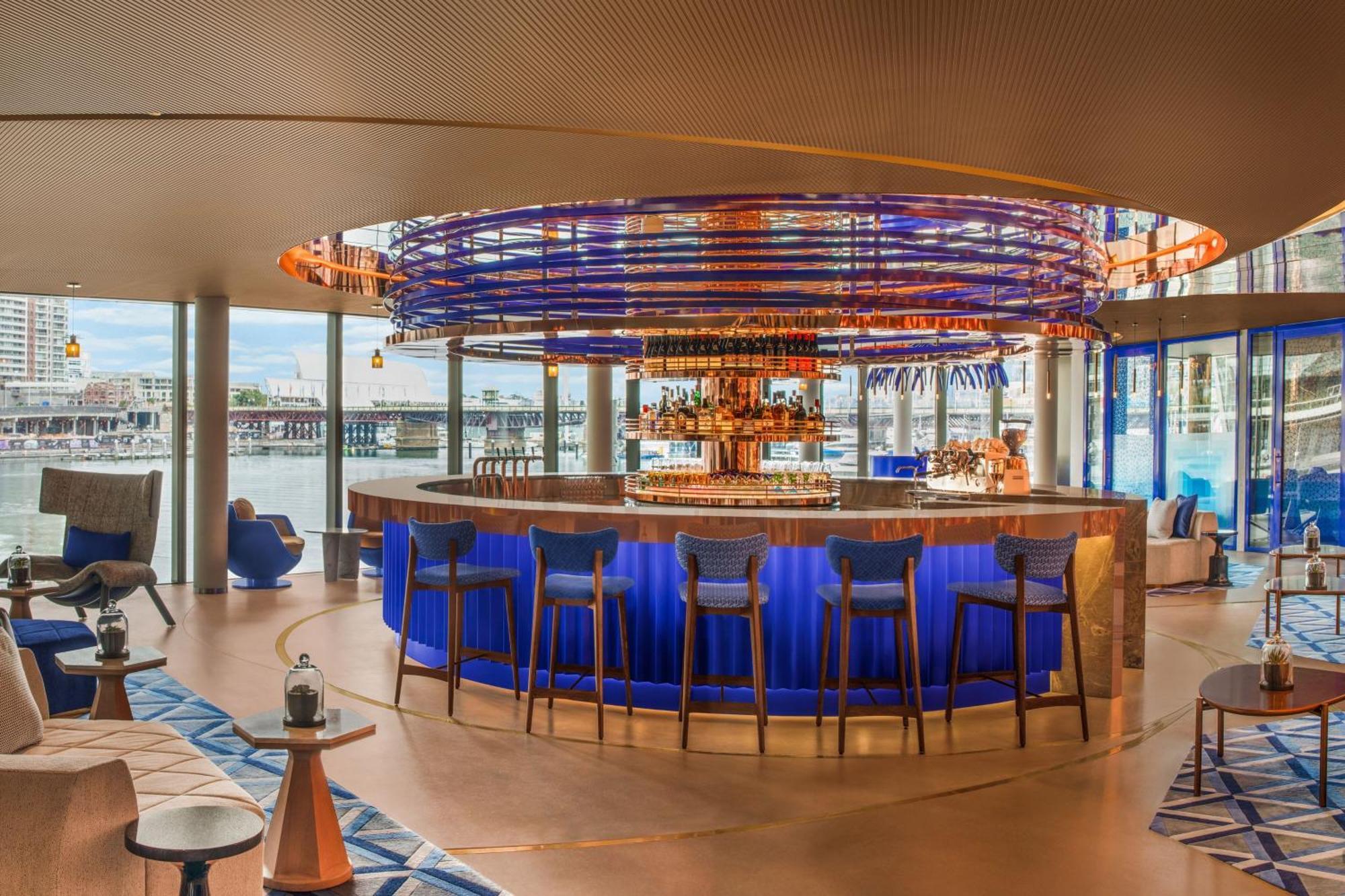 W Sydney Otel Dış mekan fotoğraf The bar at the Blue Note lounge